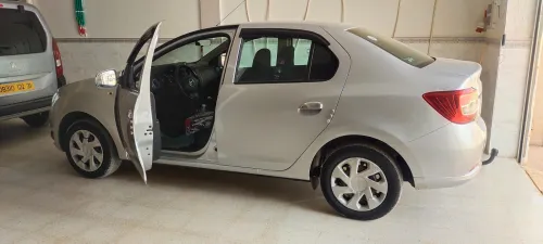 Dacia Logan 2015 