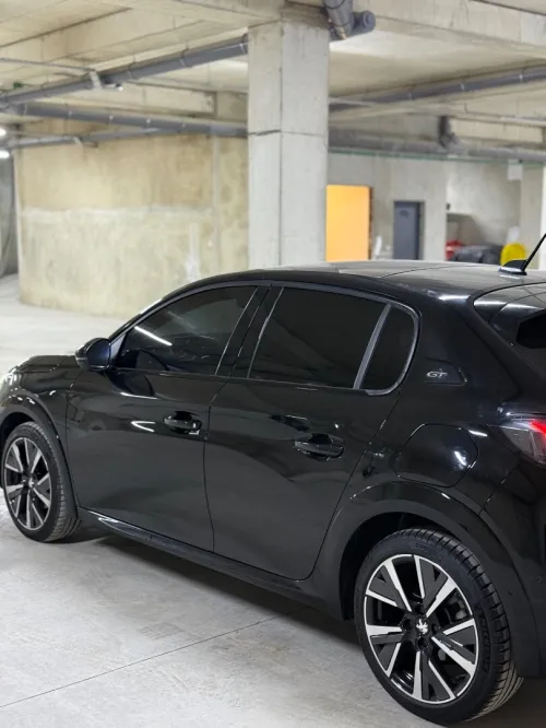 Peugeot 208 2023 GT