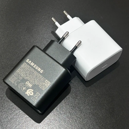 علبة شاحن سامسونغ 45 w