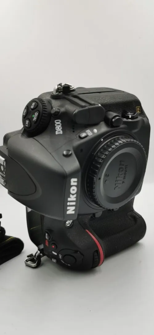 Nikon D800 (280 photo) état neuf