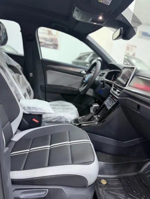 Volkswagen T-Roc 2025 R-Line 