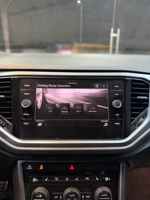 Volkswagen T-Roc 2022 Active