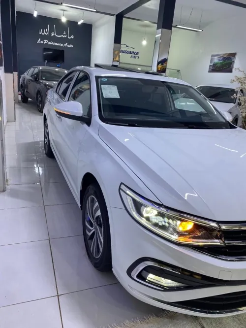 Volkswagen Bora 2025 Carat