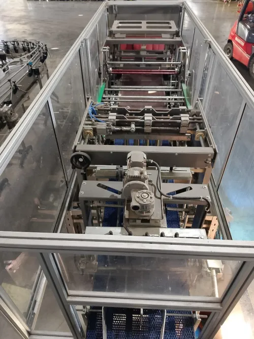 Ligne de production de production d'eau minérale 0.5L automatique et complète