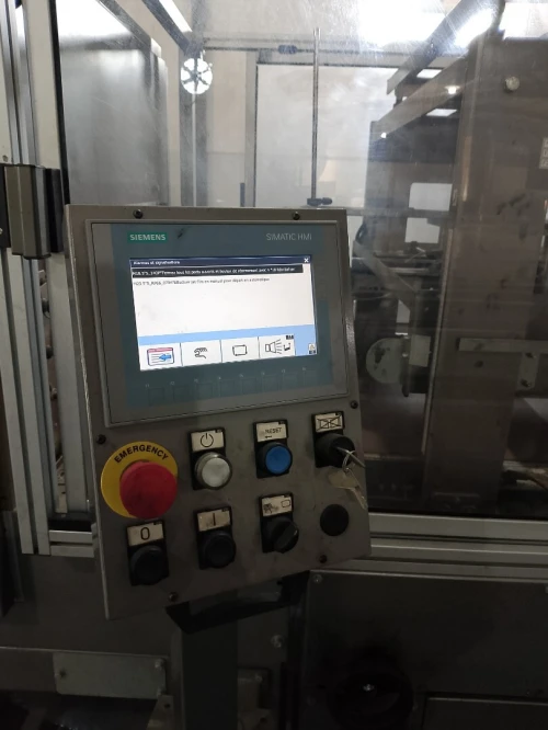 Ligne de production de production d'eau minérale 0.5L automatique et complète