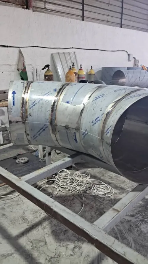 fabrication de tuyauterie en inox sur commande (grand et petit diametre)