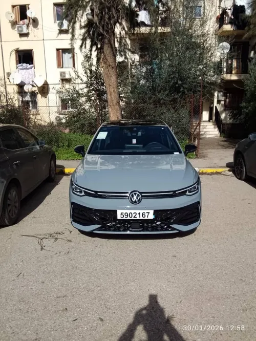 Volkswagen Golf 8 2025 R Black Edition 