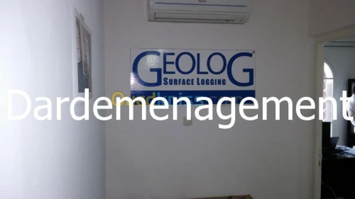 DEMENAGEMENT-MANUTENTIONS-TRANSPORT