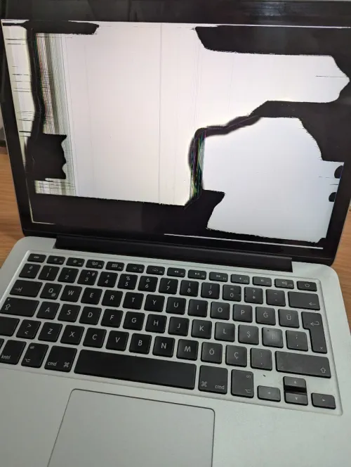 MacBook Pro - afficheur cassé