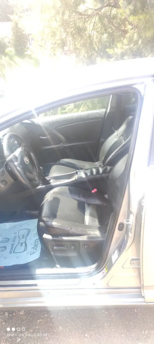Toyota Avensis 2011 Premium