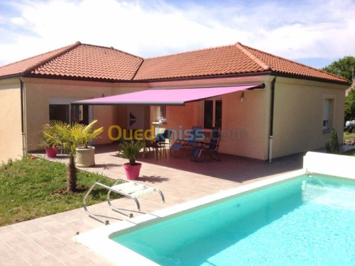 TINDA , STORES EXTERIEURS