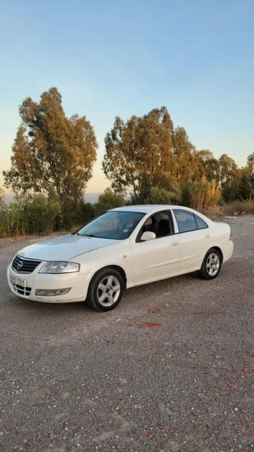 Nissan Sunny 2012 Acenta