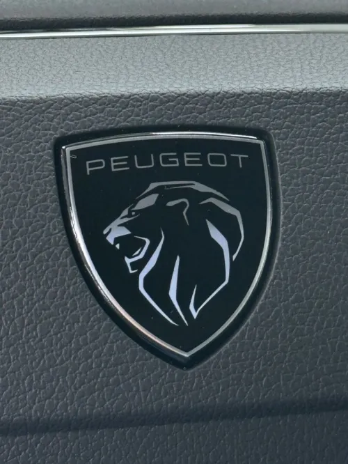 Peugeot TRAVELLER 2026 VIP