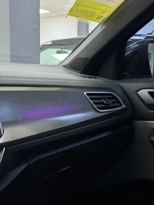 Volkswagen T-Roc 2025 R-Line 