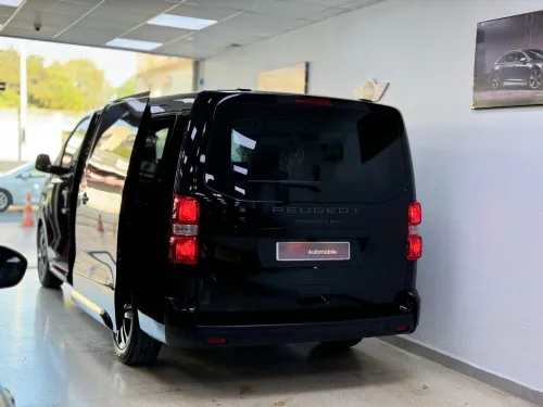 Peugeot TRAVELLER 2026 VIP