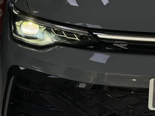 Volkswagen Golf 8 2026 R-Line