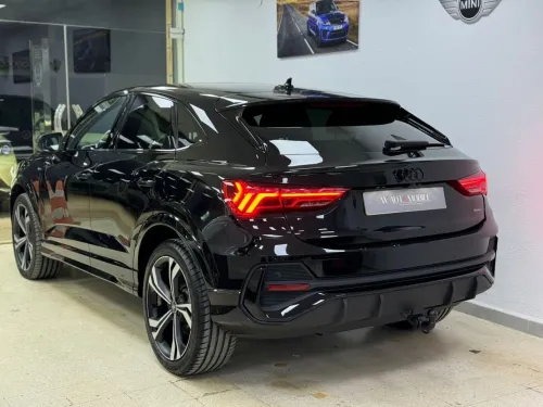 Audi Q3 2023 S line