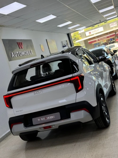 Kia Sonet  2025 