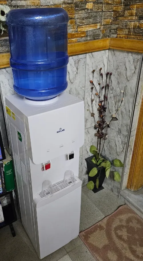 Distributeur d'eau & mini frigo