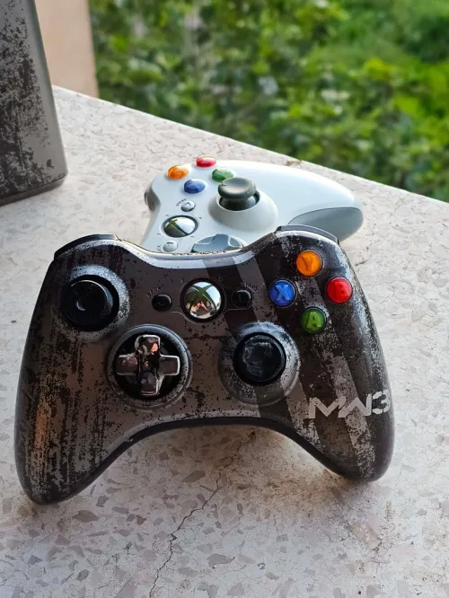 xbox 360 slim edition mw3