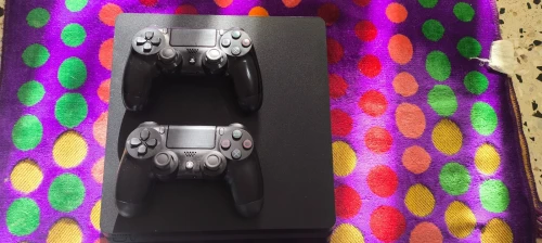ps4 slim 1tb flaché version 11.52