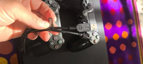 ps4 slim 1tb flaché version 11.52