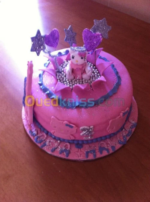 Gâteaux anniversaire a theme mariage