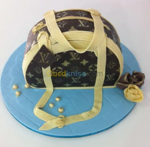 Gâteaux anniversaire a theme mariage
