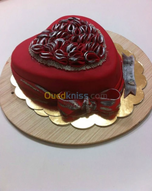 Gâteaux anniversaire a theme mariage