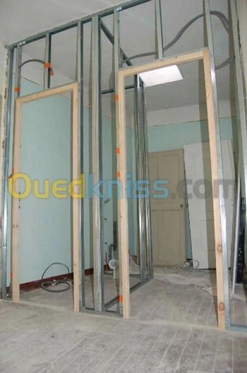 Pose Plaques de Platre et Décoration