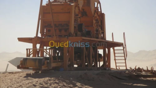 MONTAGE  DES MACHINES DE CARRIERE