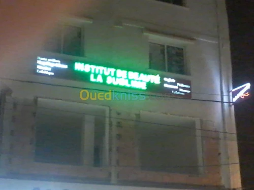 fabrication d'enseigne lumineuse a led