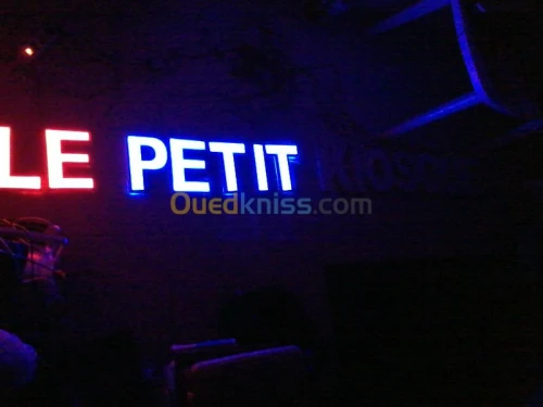 fabrication d'enseigne lumineuse a led