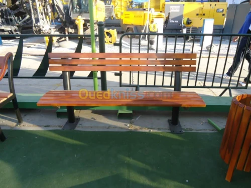 fabrication et montage du mobilier urb