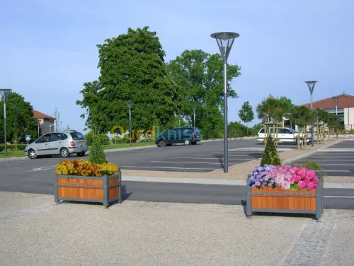 fabrication et montage du mobilier urb