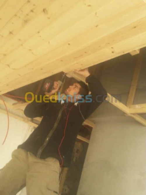  Charpente en bois
