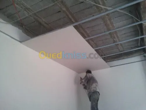  Charpente en bois