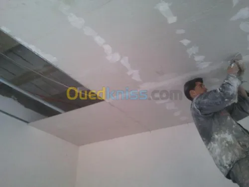  Charpente en bois