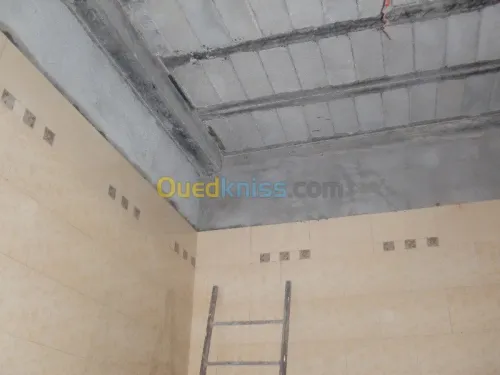  Charpente en bois