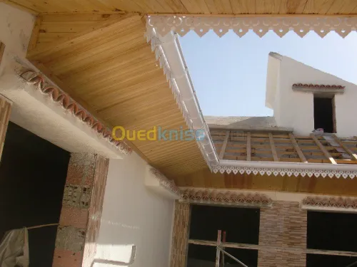  Charpente en bois