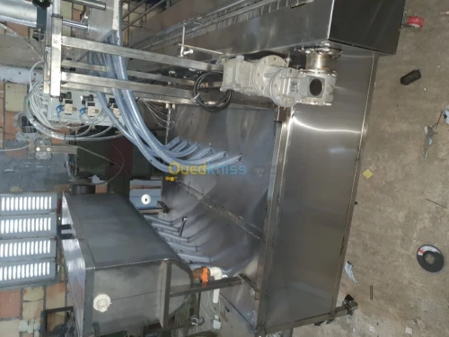 Remplisseuse produits détergent 