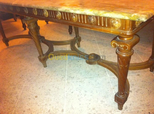 Large Table basse style Louis XVI 