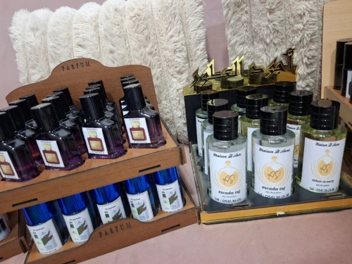 عطور زيتية نوعية  جيدة
