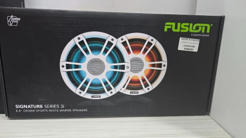 Haut Parleur Marin FUSION SIGNATURE 3I 8.8" LED CRGBW BLANC 
