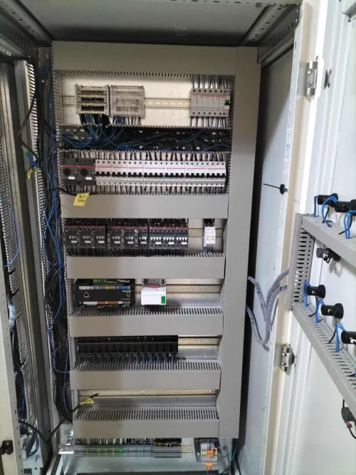 Électricité industrielle et maintenance machines Programmation machines industrielles 