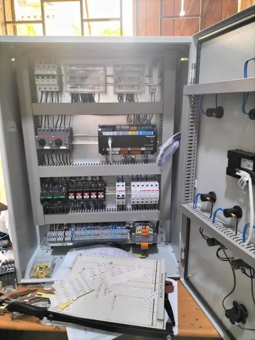 Électricité industrielle et maintenance machines Programmation machines industrielles 