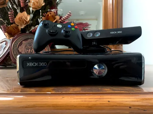 Xbox 360 slim tres bon etat