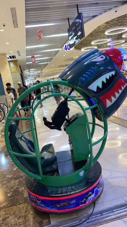 Caroussel et monneyeurs en très bon état 