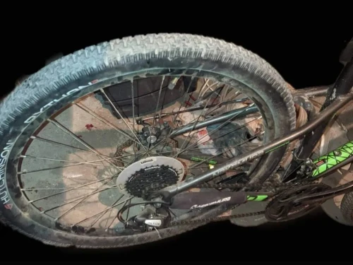 Vélo VTT Nakamura summit 700 taille L 27.5