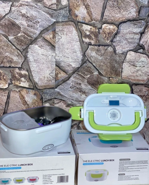 Promo Boîte À Lunch Électrique 1,5L En inox